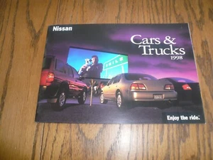Folleto de ventas de autos y camionetas Nissan 1998 - vintage - Imagen 1 de 12