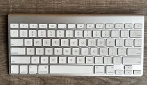 Genuine OEM Apple Magic Keyboard Wireless Bluetooth for A1314 iMac Mac Mini - Picture 1 of 8