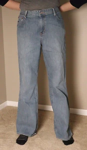 VTG Eddie Bauer Womens Natural Fit Blue Jeans Straight High Rise Fade Size 14 R - Picture 1 of 8