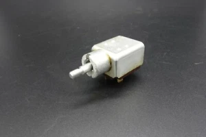 Interrupteur d'Antibrouillard Arrière BMW E24 E21 61311359083 rear fog Light - Picture 1 of 2