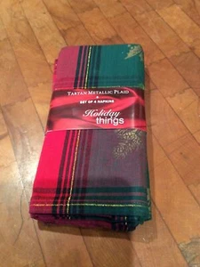 Tartan Metallic Plaid 18" Red & Green Holiday Print Napkins Set of 4 New - Picture 1 of 4