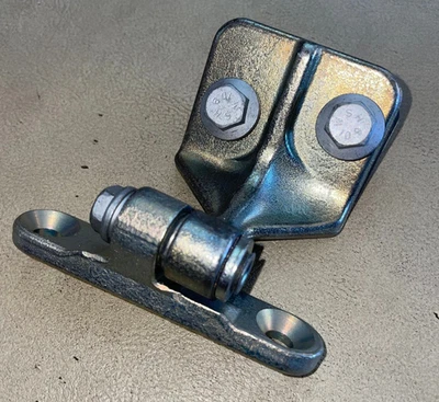 Bisagra inferior puerta trasera derecha mercedes-benz - 203-730-08-37 - para c230, c240 y más Foto 1 de 4