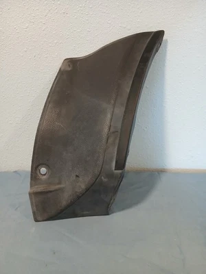 Toyota 4Runner 1984-1989 lado izquierdo cuarto de rueda panel moldura protector de roca fabricante de equipos originales Foto 1 de 4