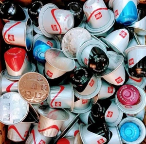 100x Illy Blend 6-Flavor Variety Aluminum Capsules Loose (Best Before: NOV 2025) - Picture 1 of 7