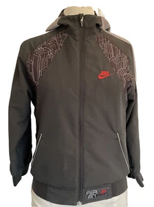 Nike Air 87 Laufjacke klein Alter 10-12 Jahre grau mit durchgehendem Reißverschluss mit Kapuze selten sehr guter Zustand - Bild 1 von 10