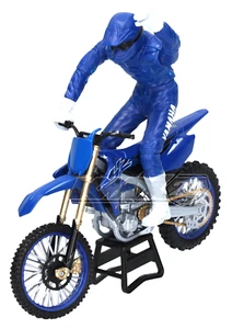 Motocross Toy Model with Motocross Rider YAMAHA new ray 1:12 scale - Picture 1 of 7