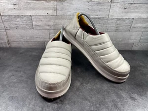 Sanuk Slippers Men 8M Women 9M Shoes Beige Puffy Chiller Low SL Slip On Moccasin - Picture 1 of 18