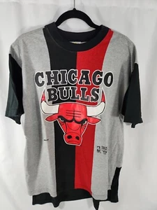 Vintage 90's Chicago Bulls SpellOut Logo T-Shirt Competitor  Men's Size XL Rare  - Picture 1 of 11