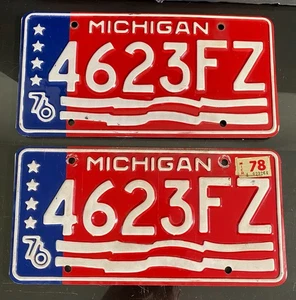Vintage 1976 Michigan Bicentennial License Plate Set Pair 4623-FZ Man Cave Decor - Picture 1 of 5
