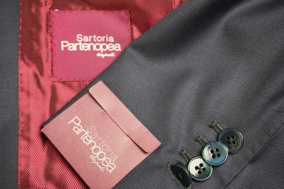 Sartoria Partenopea Azul Marino S120s Lana 2 Piezas Traje Chaqueta Pantalones 42R 52EU NUEVO Foto 1 de 4