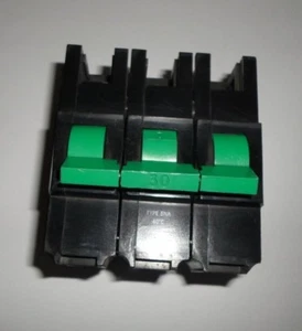 INTERRUPTOR DE CIRCUITO FEDERAL ELECTRIC BNA B30 30 AMP BNA3P30 TRIPLE POLO MCB. - Imagen 1 de 1