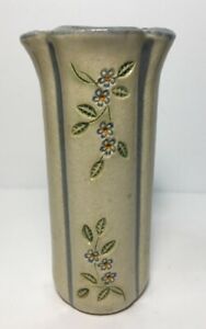 MPM Vermont Mountain Meadows Pottery Bud Flowers Fluted Vase Daisy Stamped Blue