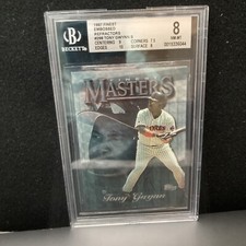 1997 FINEST TONY GWYNN SAN DIEGO PADRES SILVER EMBOSSED REFRACTOR #298 Beckett 8