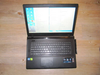 Asus R704VC-TY150H 17,3"-Notebook i3-3110m/8GB/480GBSSD/DVD Win10H - gebraucht - Bild 1 von 4