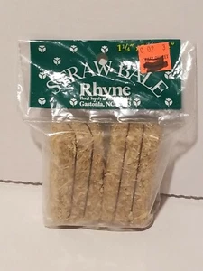 2 Staw hay bales ( real straw) 1 1/4 x 1 x 2 1/2 - Picture 1 of 2