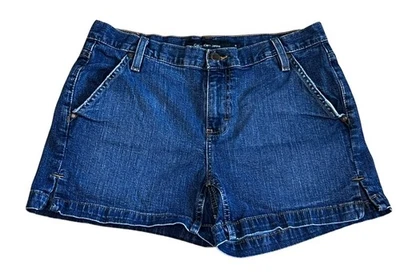 Calvin Klein Jeans Women's 6  Vintage Y2K Denim Jean Shorts 31"x 4" - Image 1 of 4