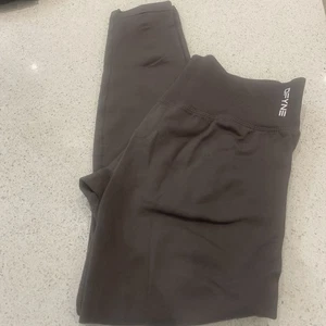 Leggings de impacto de trufa DFYNE PRECIO DE VENTA SUGERIDO POR EL FABRICANTE 50,99 £ Talla pequeña *Algunos pelados de escritura interna - Imagen 1 de 6