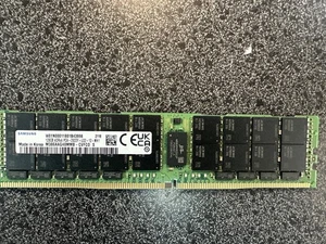 128GB 2DRx4 PC4-23400 ECC LRDIMM DDR4 2933MHz Samsung M386AAG40MMB-CVF - Picture 1 of 1