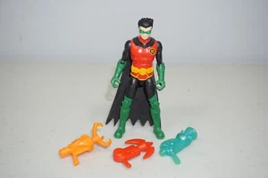 Robin 4" Action Figure DC Comics Batman 2020 Spin Master with 3 accessories - Picture 1 of 7