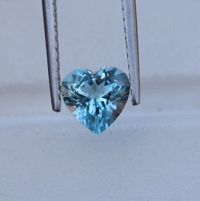 1.78 克拉 8.3 x 8.1 毫米天然上衣蓝色海蓝宝石刻面心形宝石 — 第 1/4 张图片