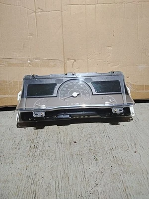 1998 - 2002 年林肯镇汽车仪表组原始设备制造商 F8VF-10A855-A — 第 1/4 张图片