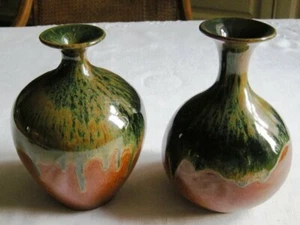 ZWEI LACKIERTE TERRAKOTTA VASEN AHOYO ANDALUSIEN - Bild 1 von 12