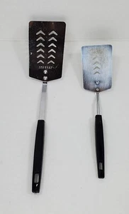 2 Vintage Matching Androck Slotted Spatulas with Black Handles - Picture 1 of 17
