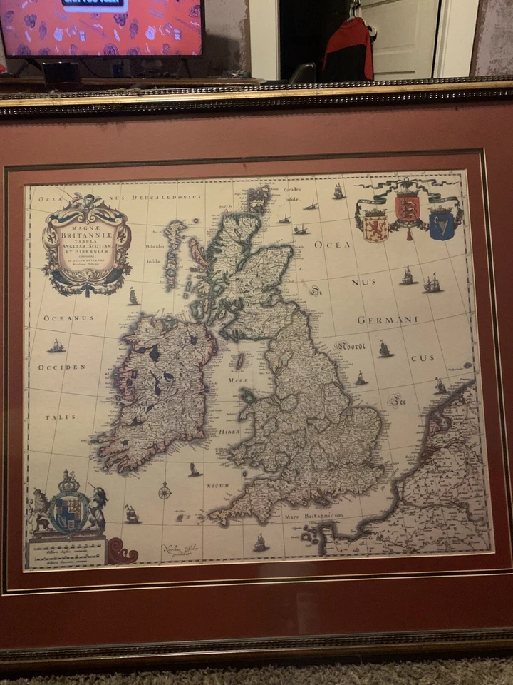 32x36 Nicolaus Visscher Magnae Britanniae Tabula, Angliam, Scotiam, et Hiberniam Foto 1 de 4
