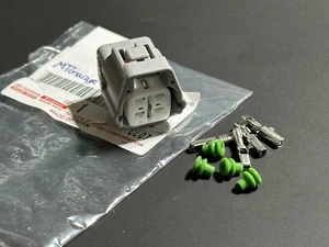 OEM NEW Backup Camera Wire Connector 2007-09 Toyota Tundra 2009-19 Toyota Tacoma - Picture 1 of 3