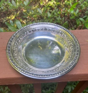 Reed & Barton #1201 Silver Plated Nut Bowl/ 6.25 Diameter/ Post War Design - Picture 1 of 2