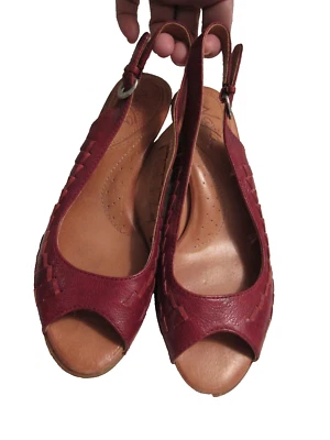 Naya Womens Fandanga Red Leather Peep Toe Slingback Heels SZ 7.5 - Image 1 of 4