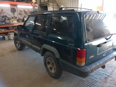 Used Front Axle Assembly Front 4WD fits: 1998 Jeep Cherokee w/o ABS LHD 3.55 rat - Image 1 of 4