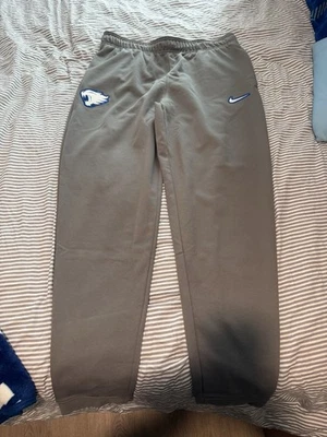 Nike Dri-Fit Kentucky Wildcats Gray Standard Issue Cuffed Pants Men’s Size Large - Image 1 of 4