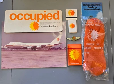 Lote de ocho tarjetas de calcetines vintage de National Airlines foto jabón Foto 1 de 4