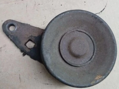 1989 Ford Crown Victoria 5.0 Efi Belt Tensioner Pulley 302 Mustang - Image 1 of 4