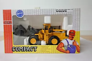 JOAL 197 VOLVO L-330C WHEEL LOADER 1:50 SCALE N.I.B. - Picture 1 of 13