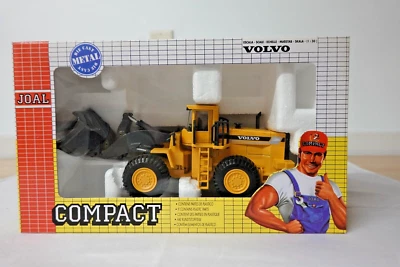 JOAL 197 VOLVO  L-330C WHEEL LOADER  1:50 SCALE N.I.B. - Image 1 of 4