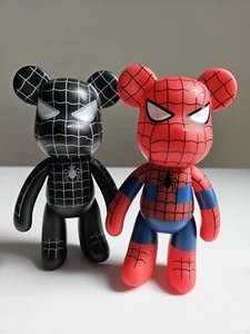 2 x POPOBE Spiderman Red Blue Black Bundle Vinyl Designer Toy Collectable - Picture 1 of 7