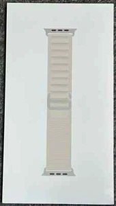 Neu versiegelt Apple Watch Armband Alpine Loop (49mm) Starlight (klein) passt 130mm-160m - Bild 1 von 2