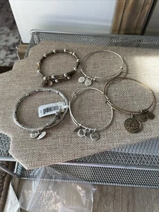 Lot Of 5 Alex And Ani Charm Bracelets - Picture 1 of 6