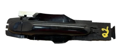 14 15 16 17 18 19 Manija de puerta exterior derecha trasera Nissan Versa - OEM: 826403WC2A Foto 1 de 4