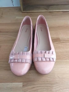 Clarks Ballet Flats Womens 6D Pink Patent Leather Ballerina Pumps Slip On - Picture 1 of 5