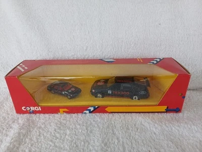 Corgi pequeno e grande Ford Sierra 2.3 Ghia carros de rali conjunto pacote duplo de 1985 - Imagem 1 de 4