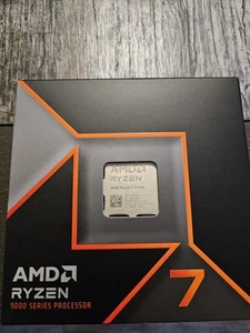 AMD Ryzen™ 7 9700X Desktop-Prozessor mit 8 Kernen und 16 Threads entsperrt - gebraucht - Bild 1 von 4
