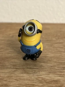Stuart Minion Universal Studios Despicable Me Mini 2" Figur solides PVC Spielzeug - Bild 1 von 12