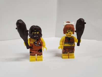 Lote de minifiguras LEGO - Hombre de la cueva y mujer de la cueva (5004936) icónico hombre de las cavernas del club de la cueva Foto 1 de 4