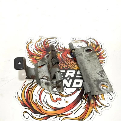 Pestillo y bisagra de asiento FXR abatible genuino Harley 1983-1994 52355-82 52020-82 Foto 1 de 4