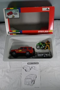 Britains #9663 - 1/32 Land Rover Discovery , Logic CT700 Trailer & Motorbike - Picture 1 of 8