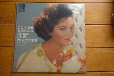 CONNIE FRANCIS "IRISH FAVORITES" LP 12" VINYL RECORD VG+ CHEESECAKE [73] - Image 1 of 4
