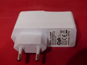 Chargeur Pgtec PGAE0500200U1EU - 5V - 2.0A avec câble USB - tablette tactile - Photo 1/2